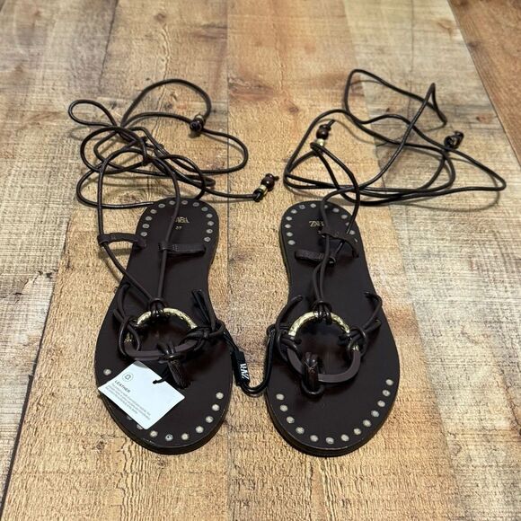 ZARA FLAT LEATHER SANDALS WITH DECORATIVE DETAIL - Picture 5 of 14